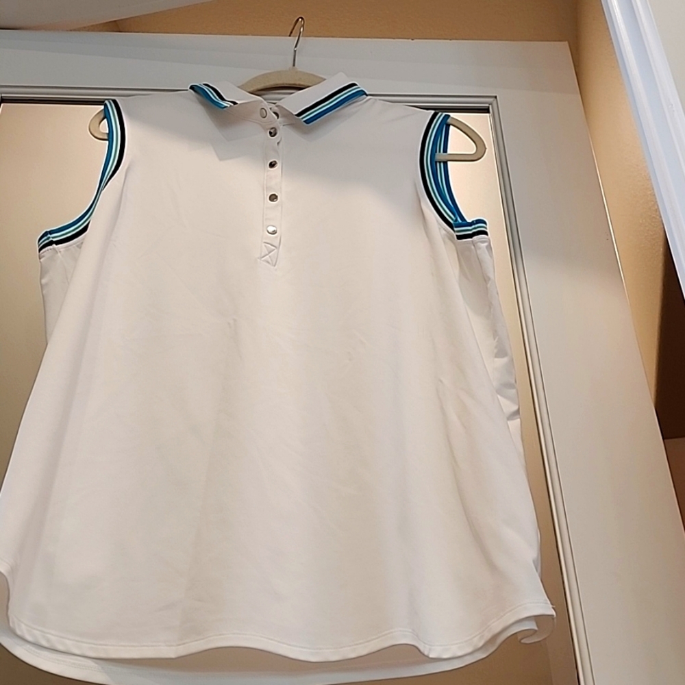 GOLF READY!! Chicos Zenergy golf tank 16/18  (Like NEW)